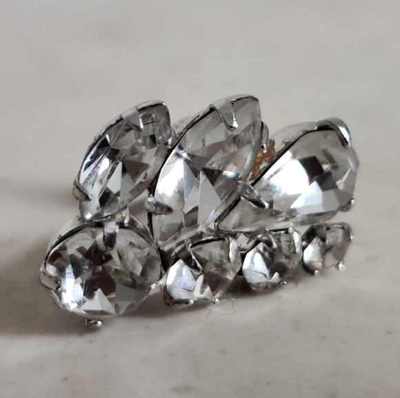 Sherman Single Earring - Picture 5 of 6